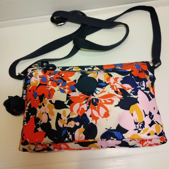 NWOT Kipling HB6557 Wes Crossbody Shoulder Bag Purse Polyester Splashy - Picture 4 of 10